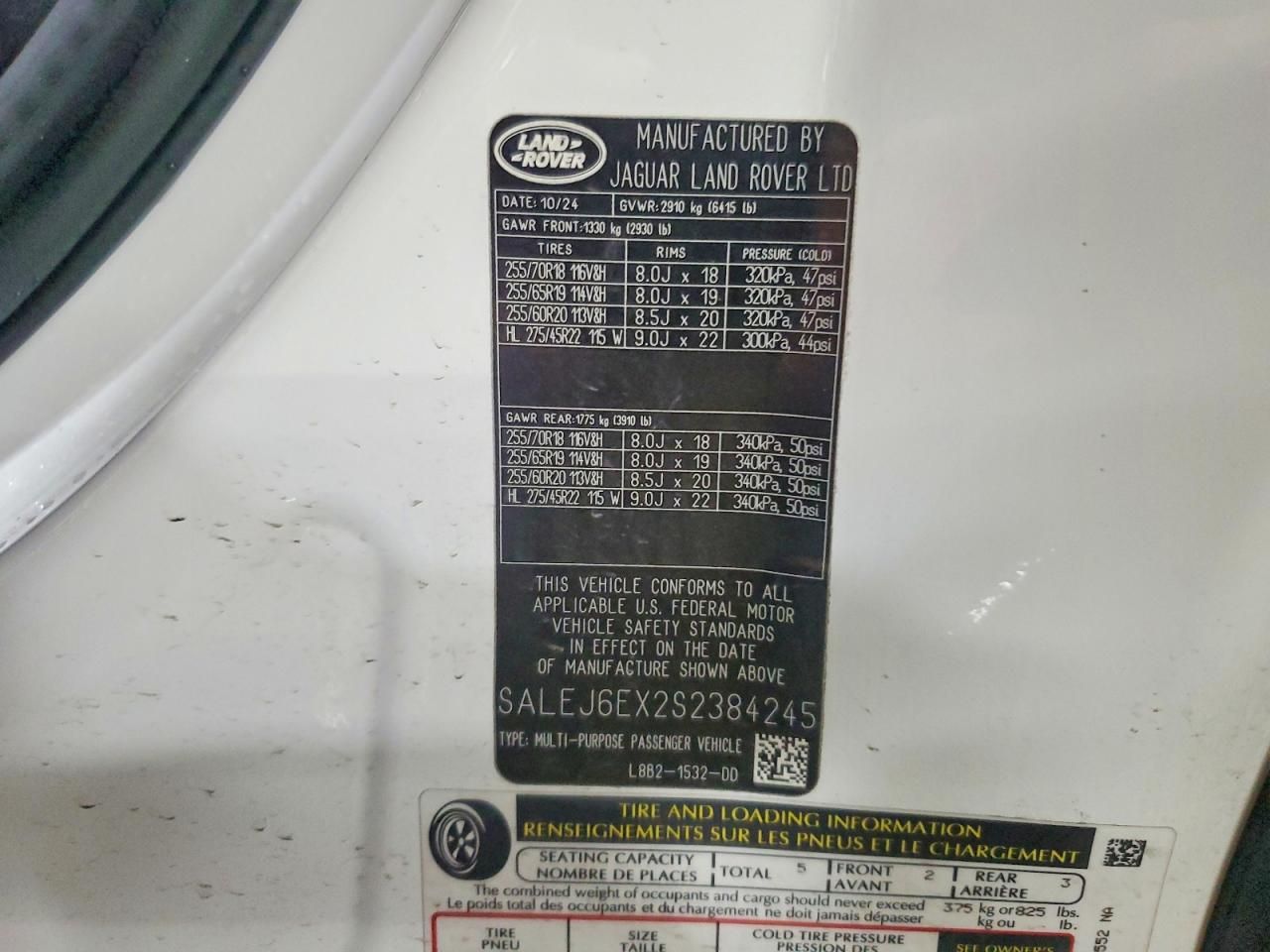 2025 Land Rover Defender 90 s