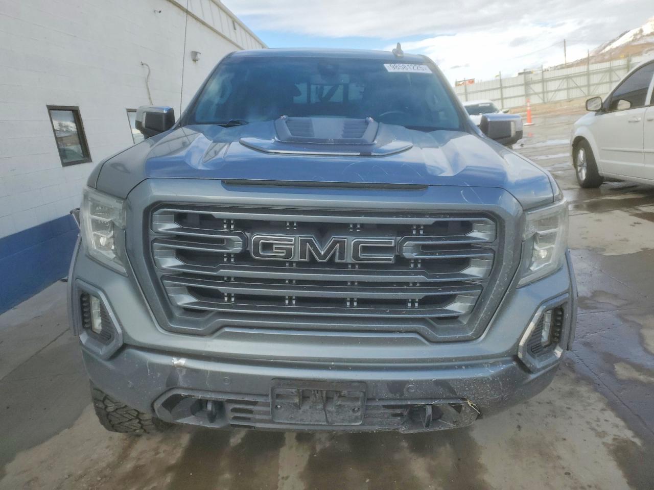2020 GMC Sierra K1500 slt