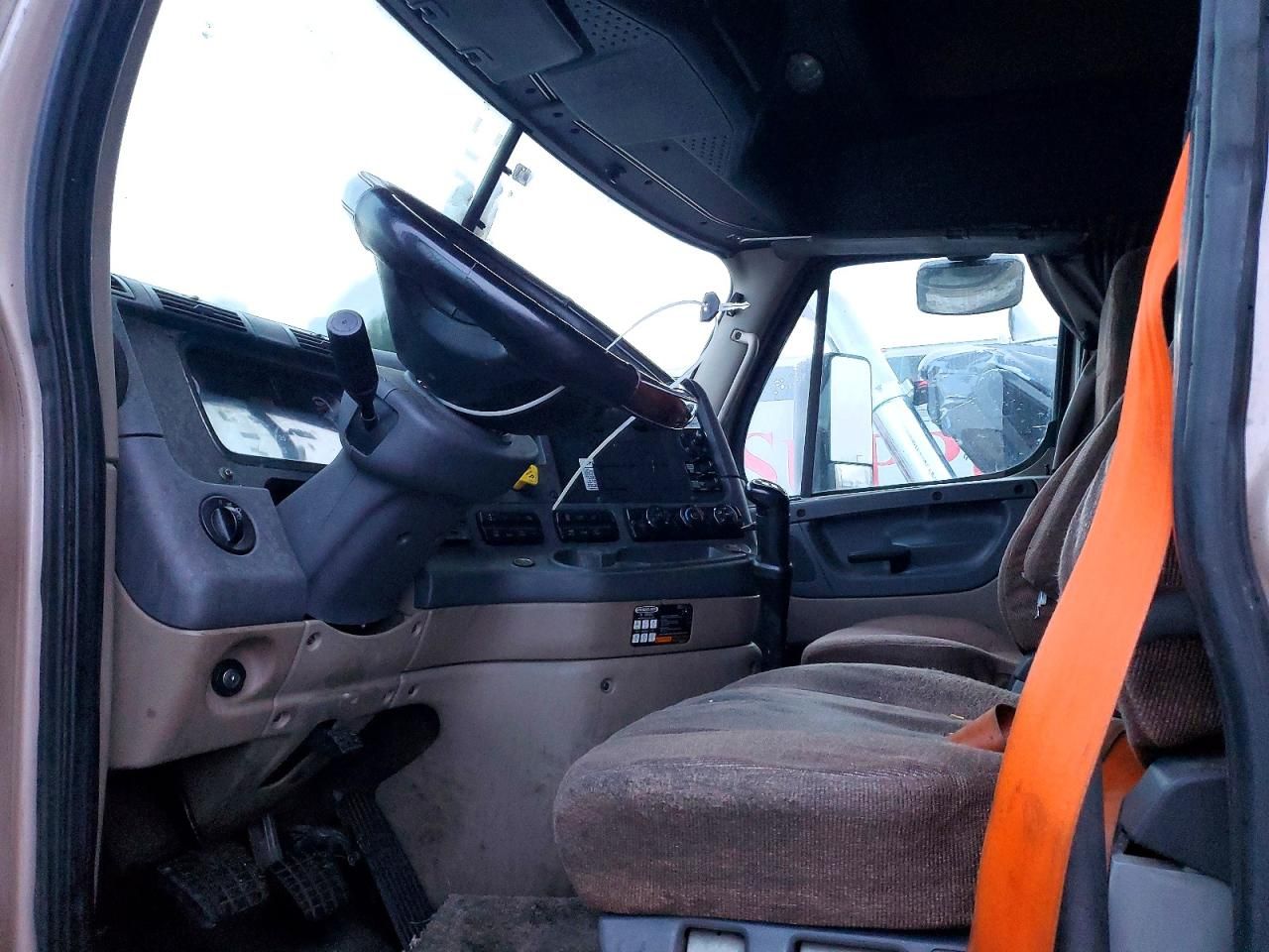 2016 Freightliner Cascadia 125 Semi Truck