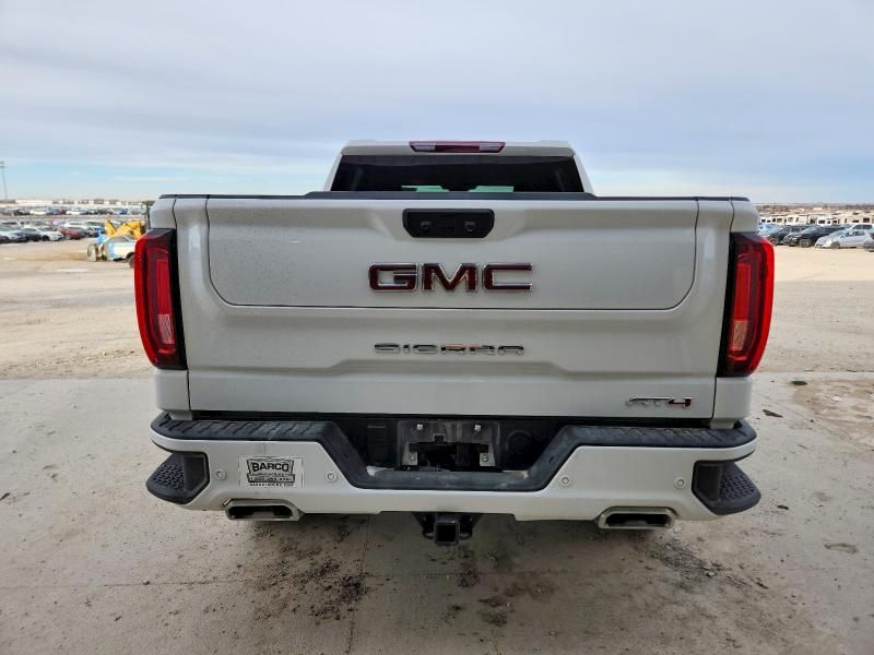 2025 GMC Sierra K1500 AT4