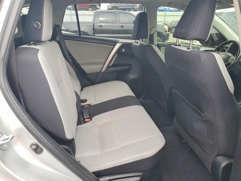 2016 Toyota Rav4 hv xle