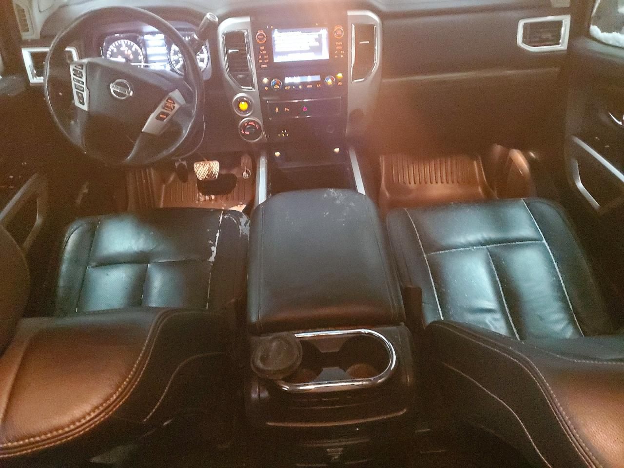 2016 Nissan Titan XD SL