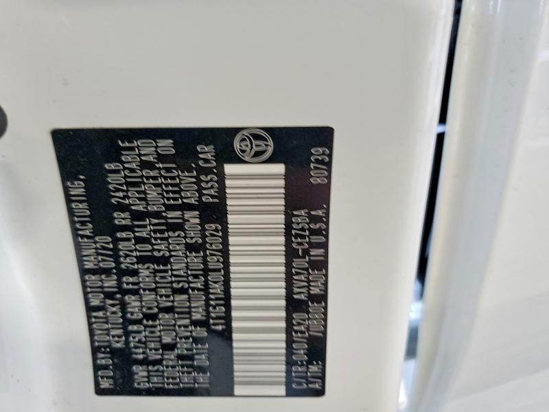 2020 Toyota Camry se