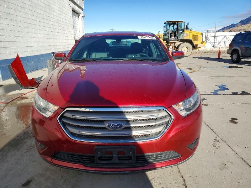 2018 Ford Taurus sel