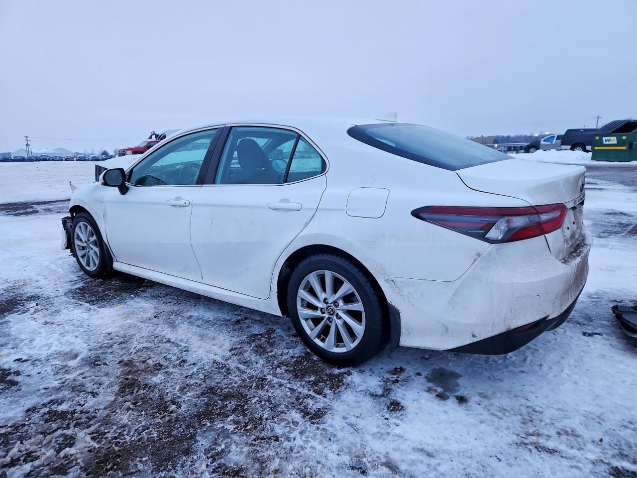 2022 Toyota Camry le