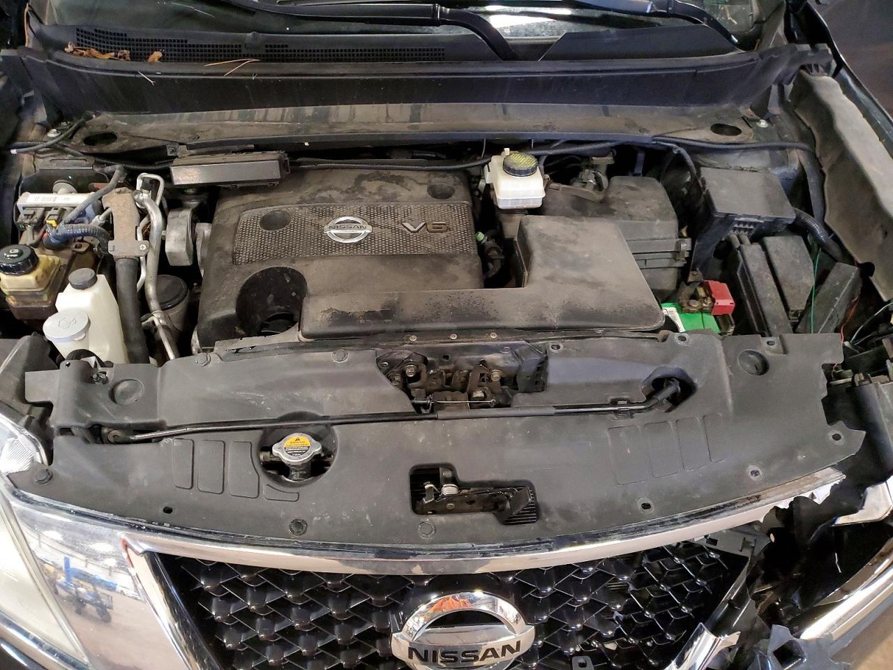 2013 Nissan Pathfinder s