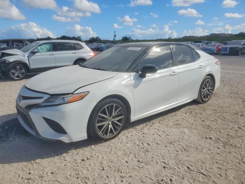 2020 Toyota Camry xse