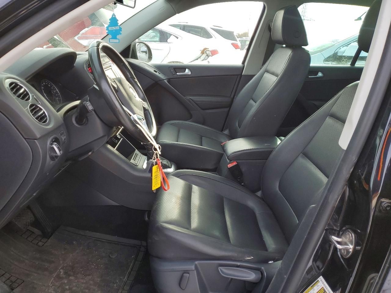 2013 Volkswagen Tiguan s