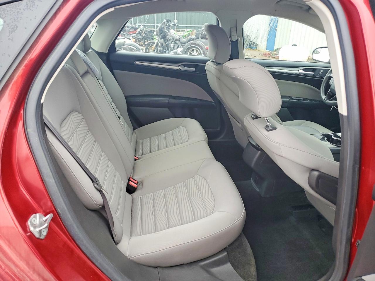 2016 Ford Fusion s