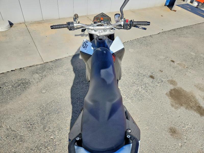 2009 KTM 690 Duke