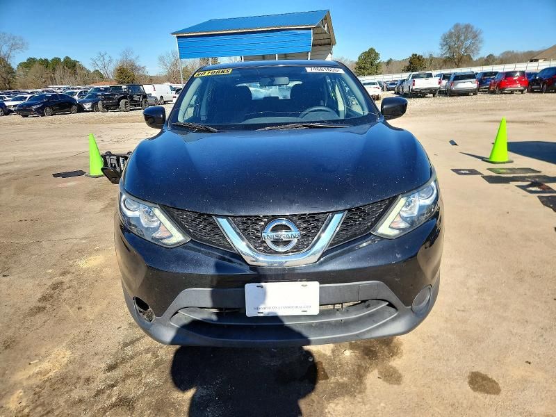 2018 Nissan Rogue Sport s