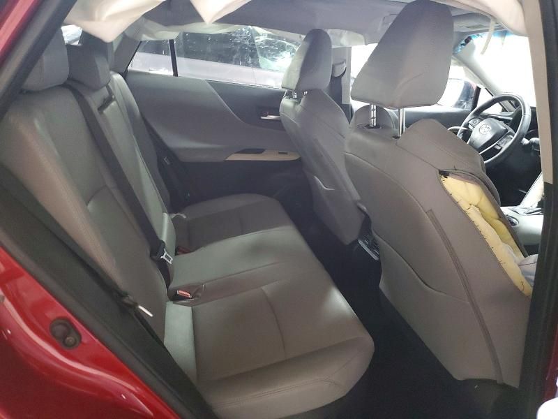 2024 Toyota Venza le