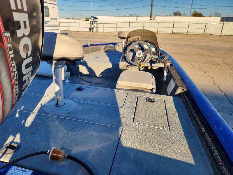 2015 Basstracker Tracker Boat