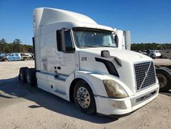 Salvage trucks for sale at Houston, TX auction: 2017 Volvo VNL Semi Truck