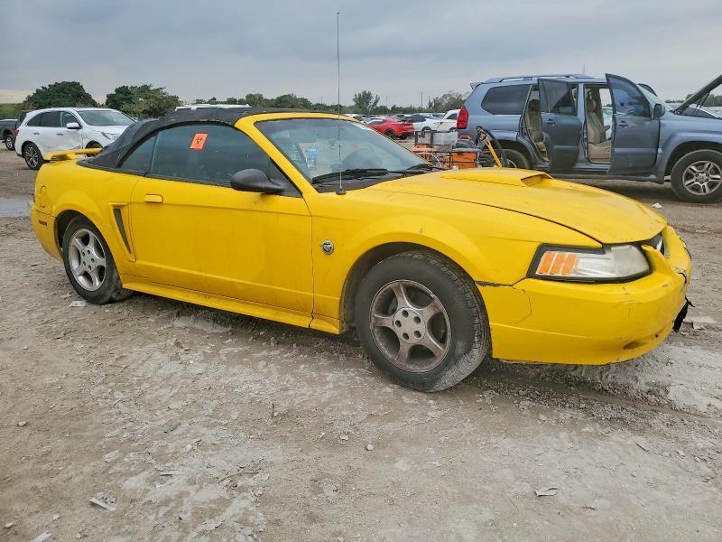 2004 Ford Mustang