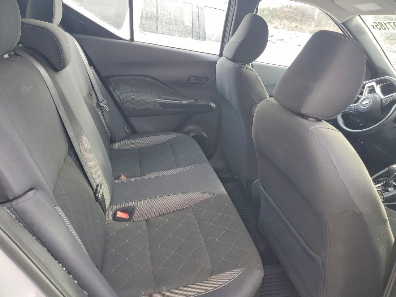2020 Nissan Kicks s