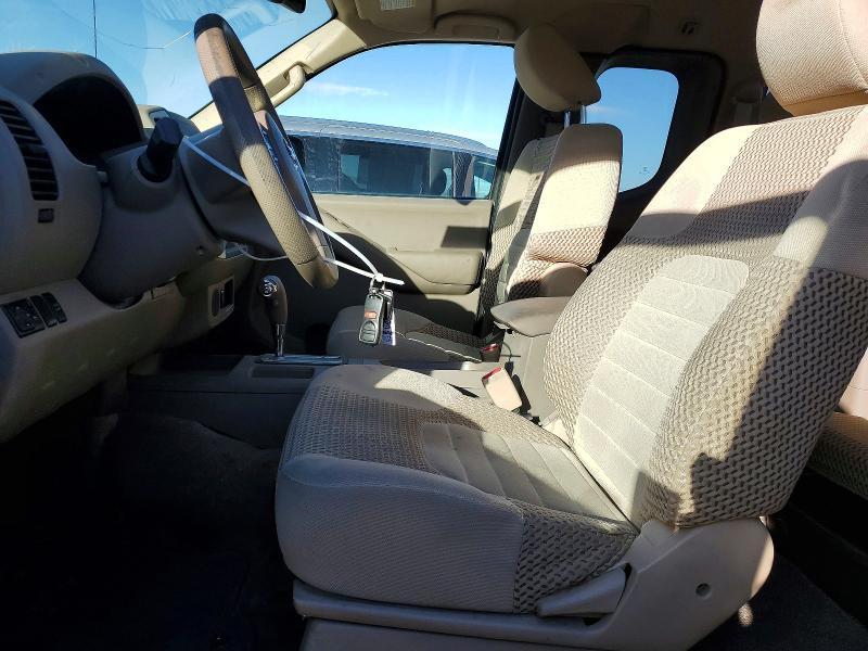 2012 Nissan Frontier sv