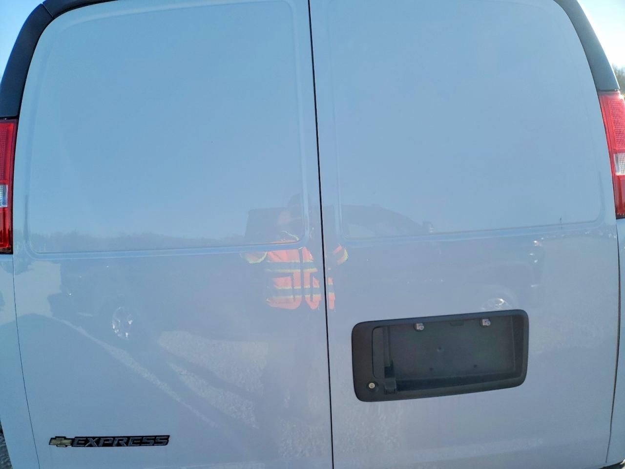 2025 Chevrolet Express G2500 Utility / Service Van