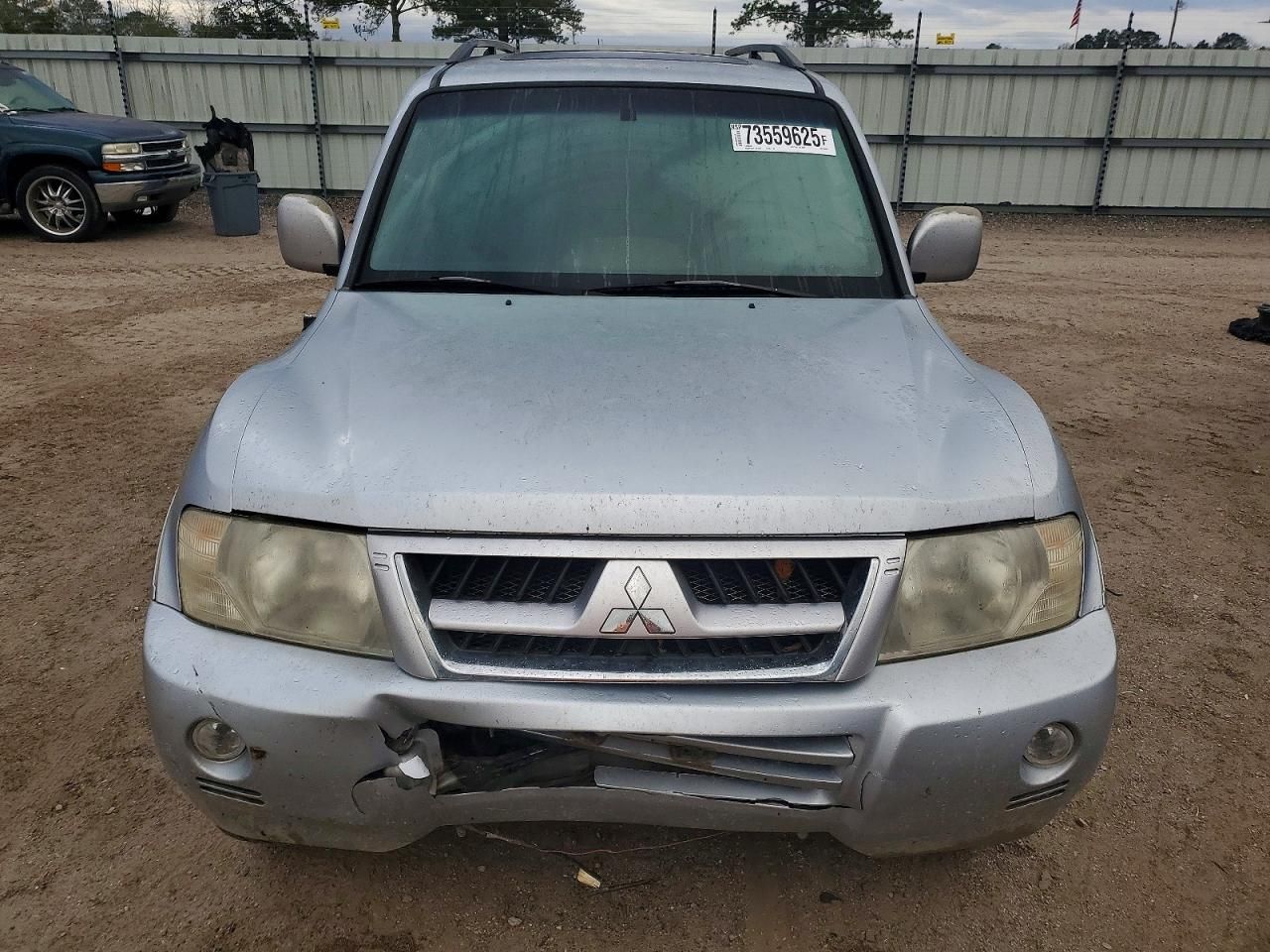 2004 Mitsubishi Montero Limited