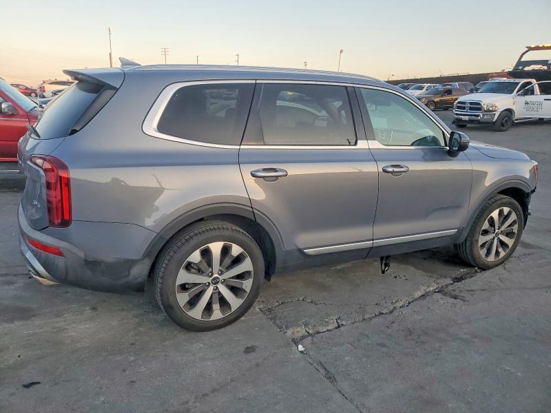 2021 KIA Telluride s