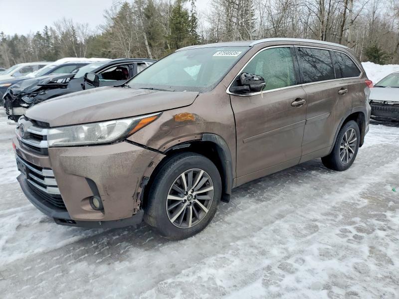 2017 Toyota Highlander se