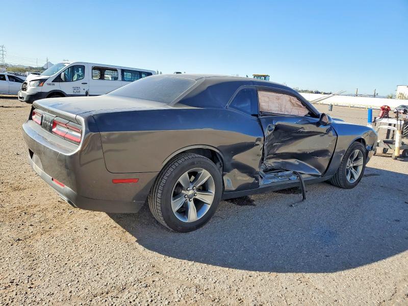 2015 Dodge Challenger sxt