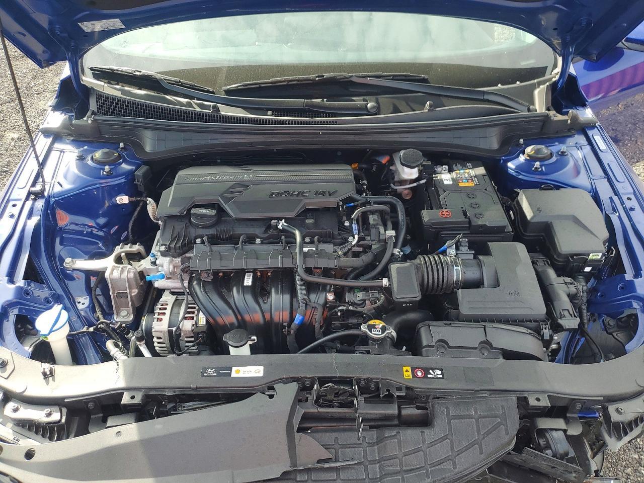 2025 Hyundai Elantra se