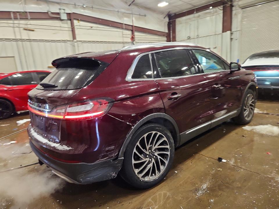 2020 Lincoln Nautilus Reserve