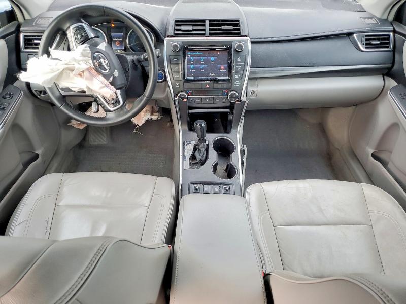 2016 Toyota Camry Hybrid