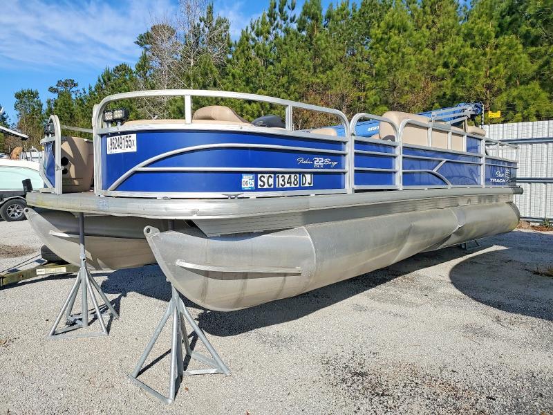 2017 Yt4x Pontoon