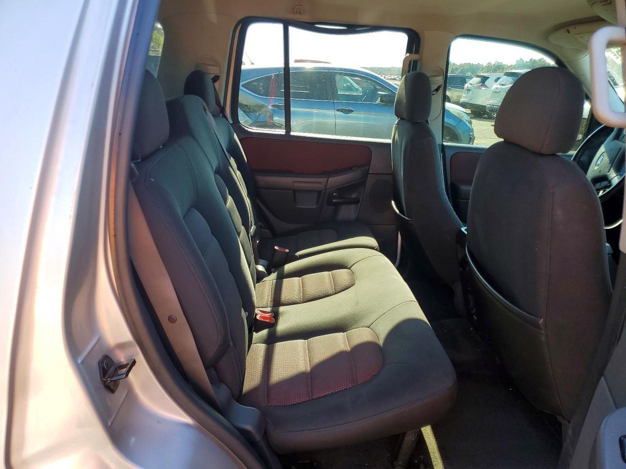 2005 Ford Explorer xlt