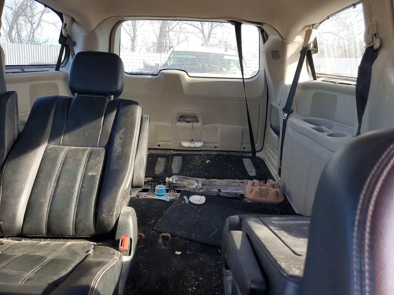 2014 Chrysler Town & Country Touring