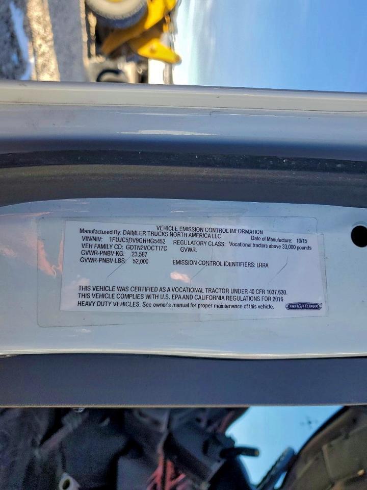 2016 Freightliner Business Class M2 Semi Truck