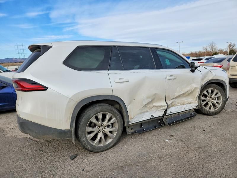 2025 Toyota Grand Highlander le