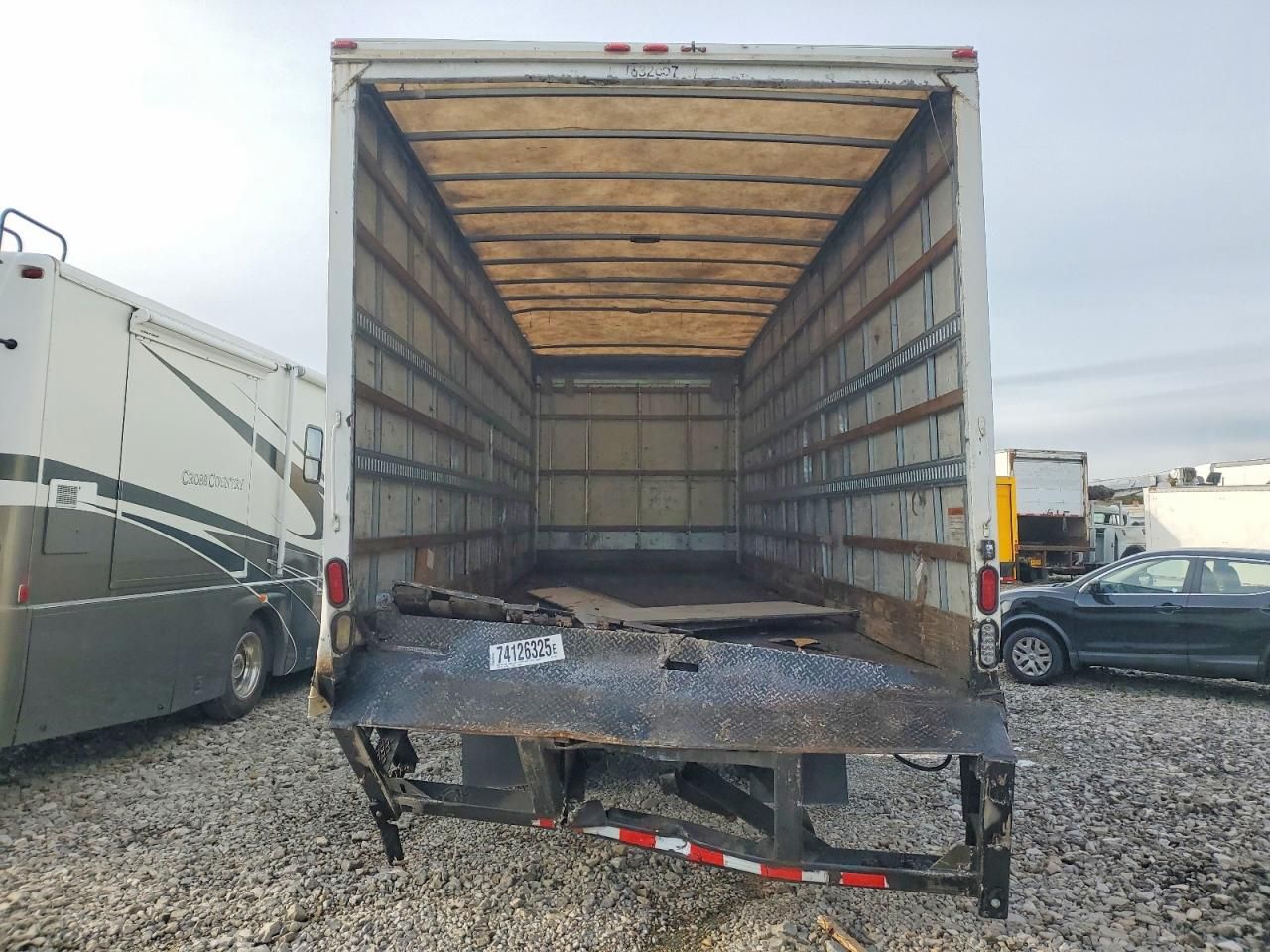 2012 Freightliner Business Class M2 BOX Truck