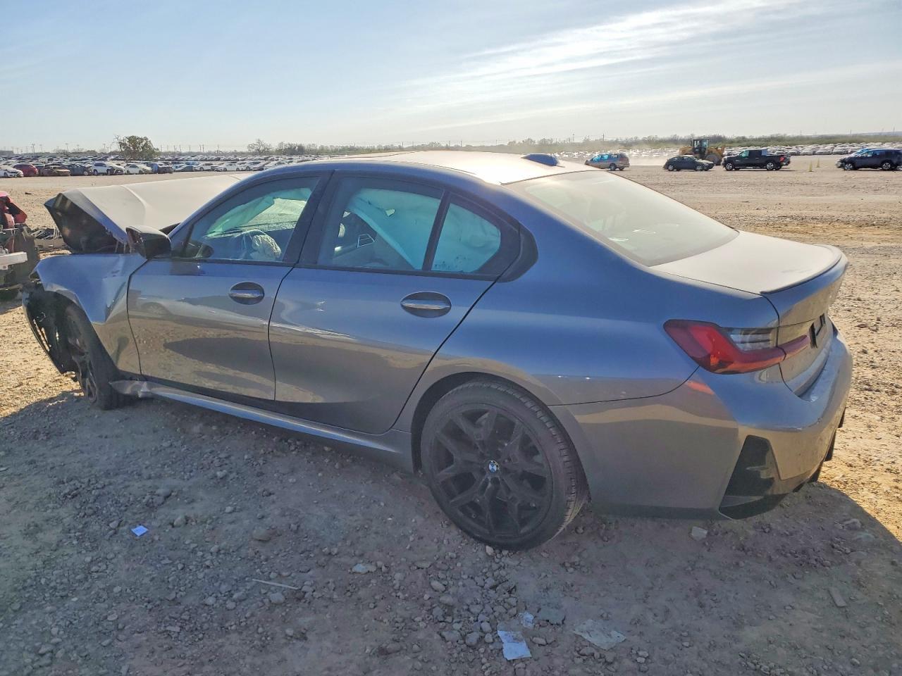 2025 BMW 330i