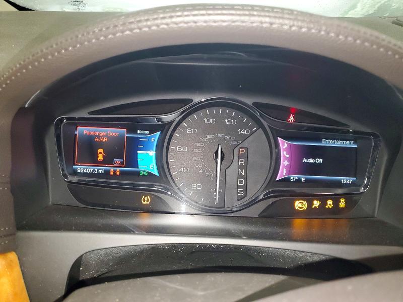 2013 Lincoln Townhouse MKX