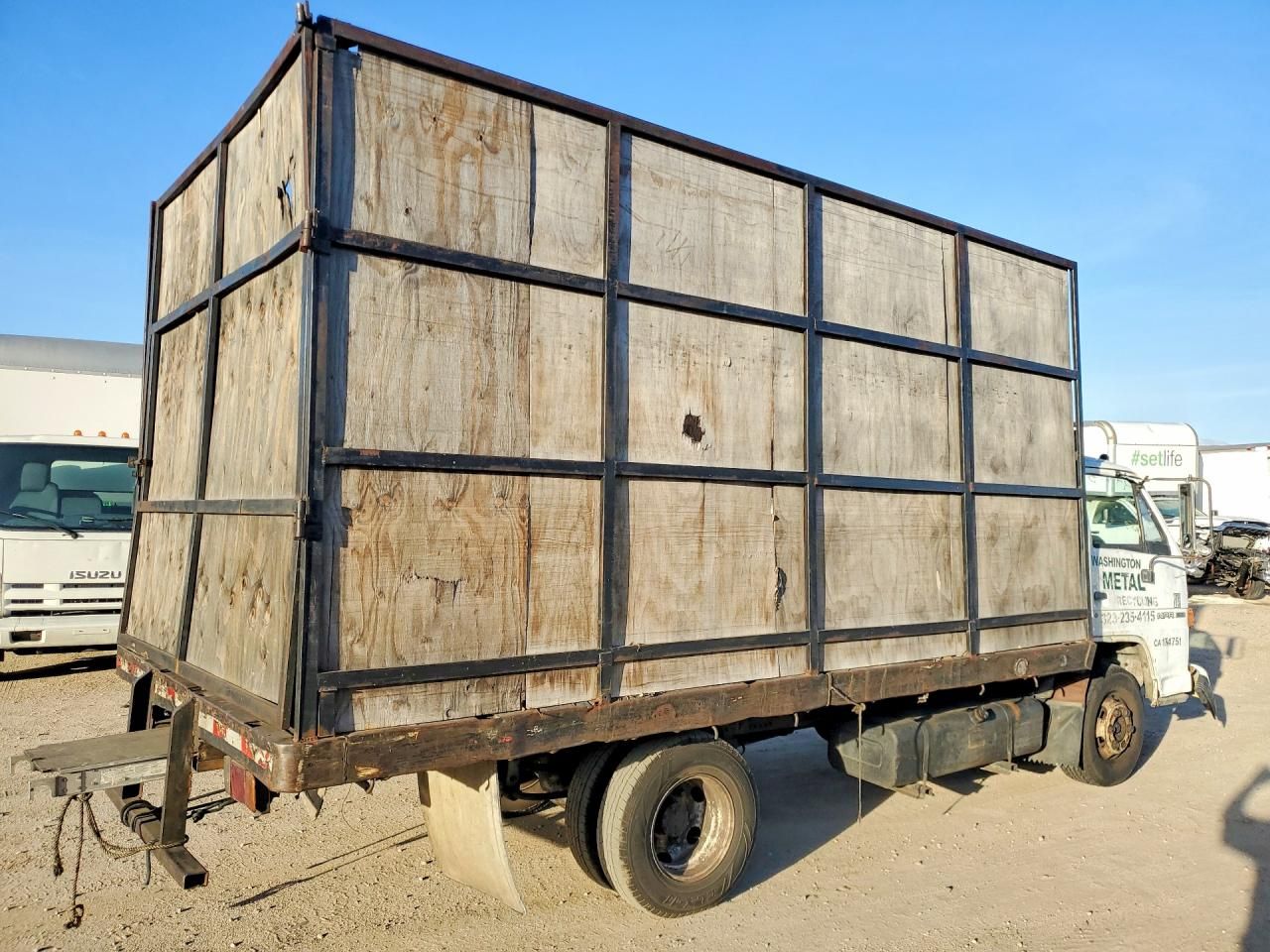 1993 Isuzu NPR Flatbed Truck