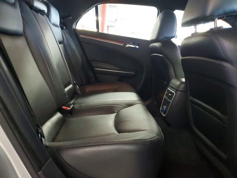 2012 Chrysler 300 Limited