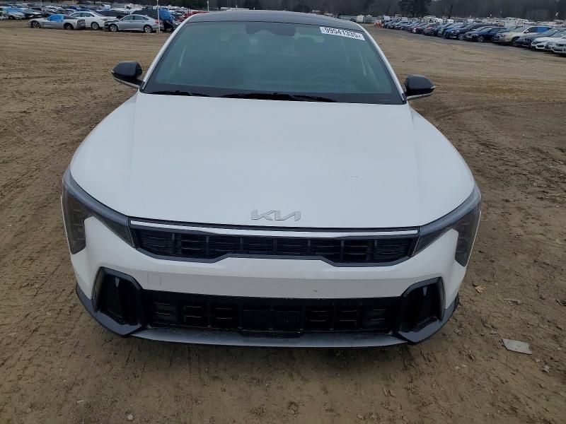2025 KIA K4 gt Line