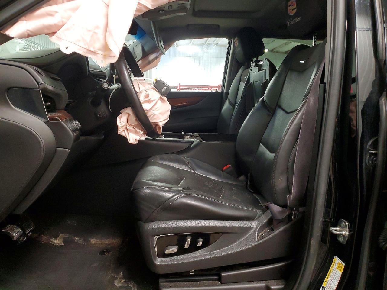 2015 Cadillac Escalade Luxury