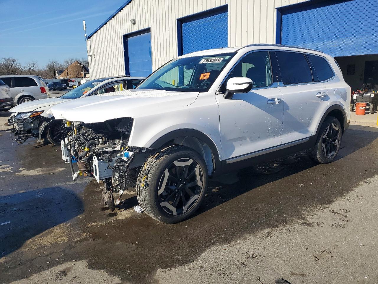 2025 KIA Telluride s
