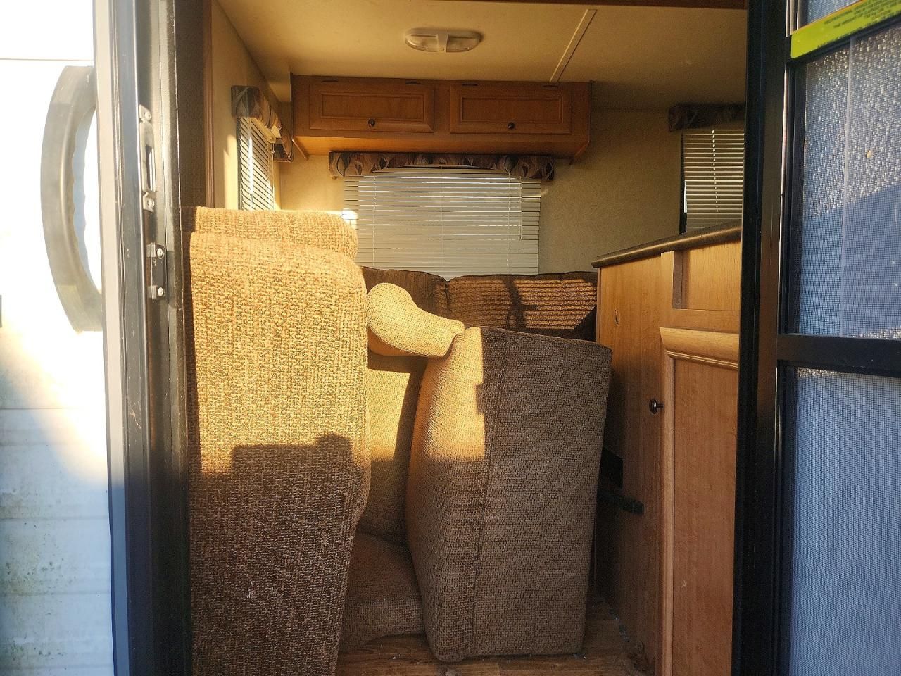 2014 Skyline Nomad-camper