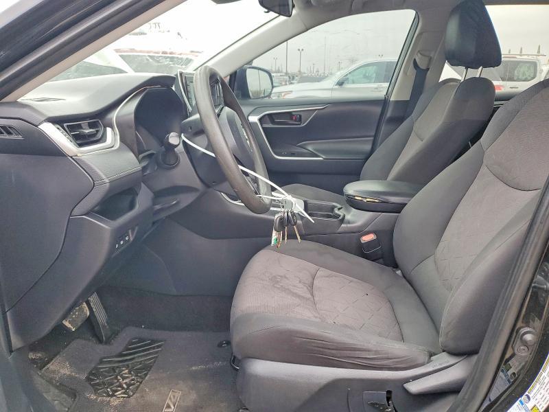 2019 Toyota Rav4 le