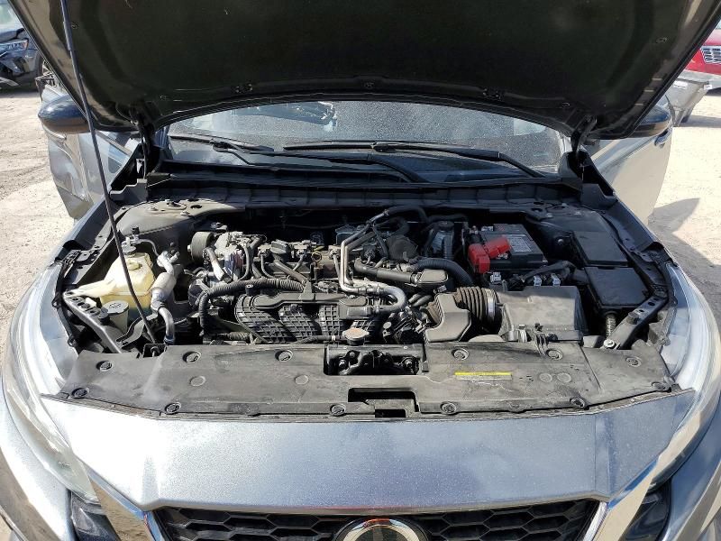 2021 Nissan Altima sr