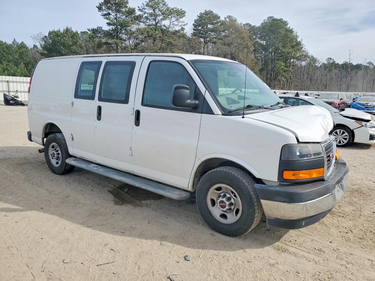 2019 GMC Savana 2500 Delivery Van