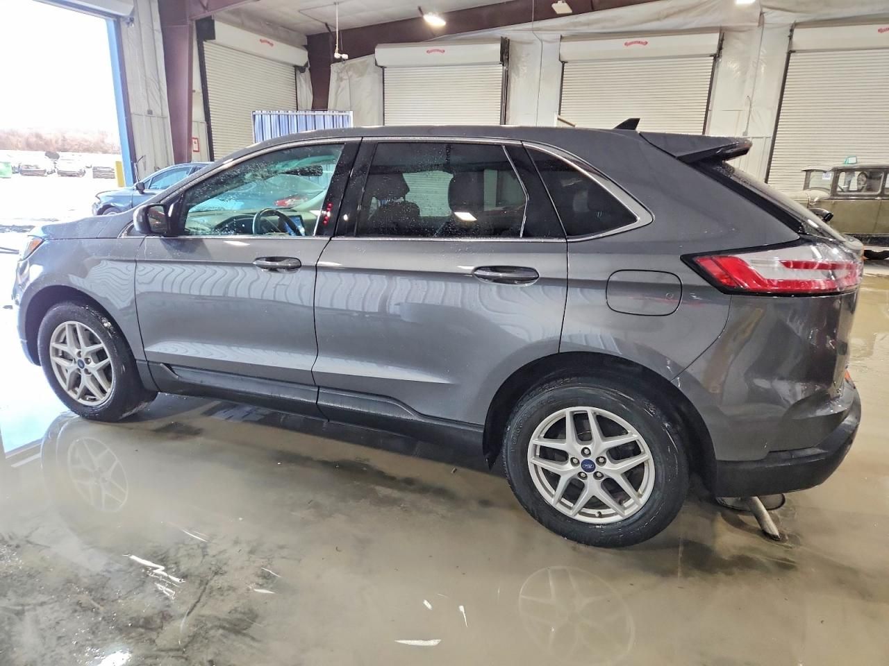 2021 Ford Edge sel
