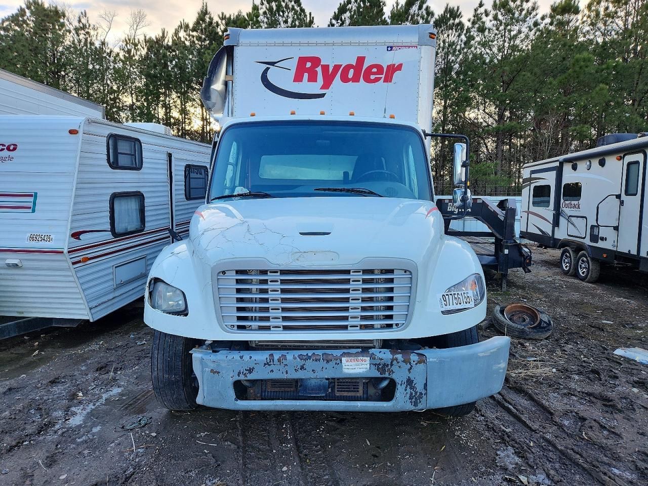 2019 Freightliner M2 106 med