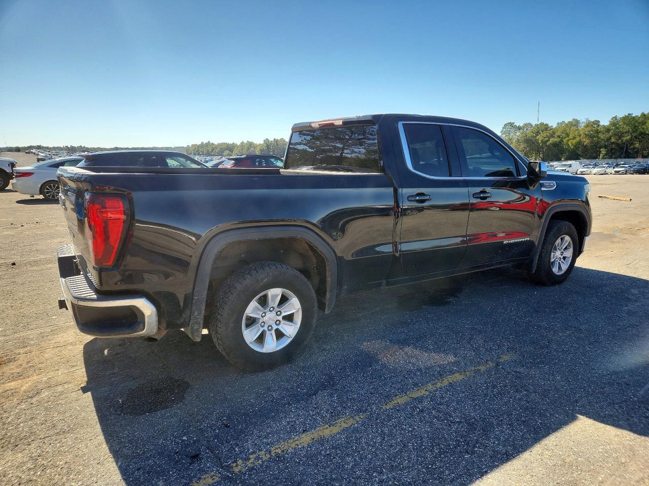 2021 GMC Sierra C1500 SLE
