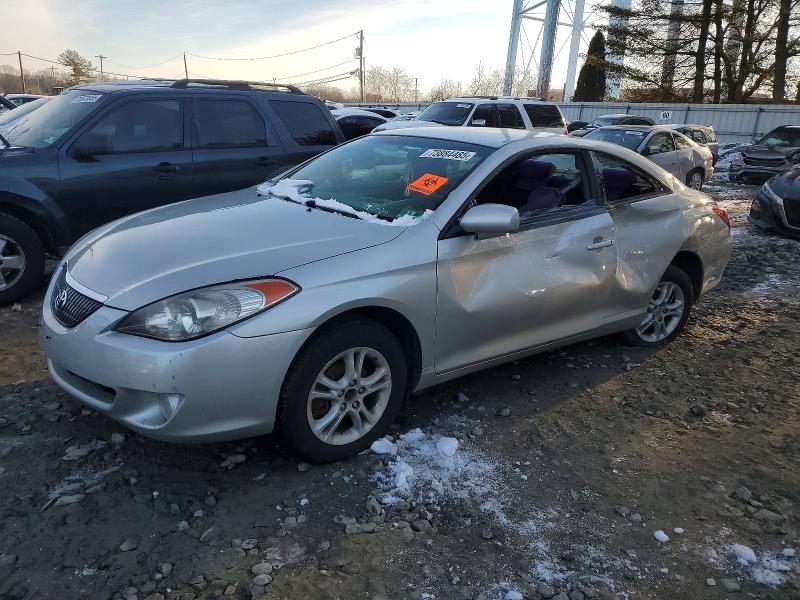 2004 Toyota Camry Solara se